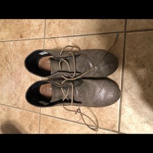 Toms wedges